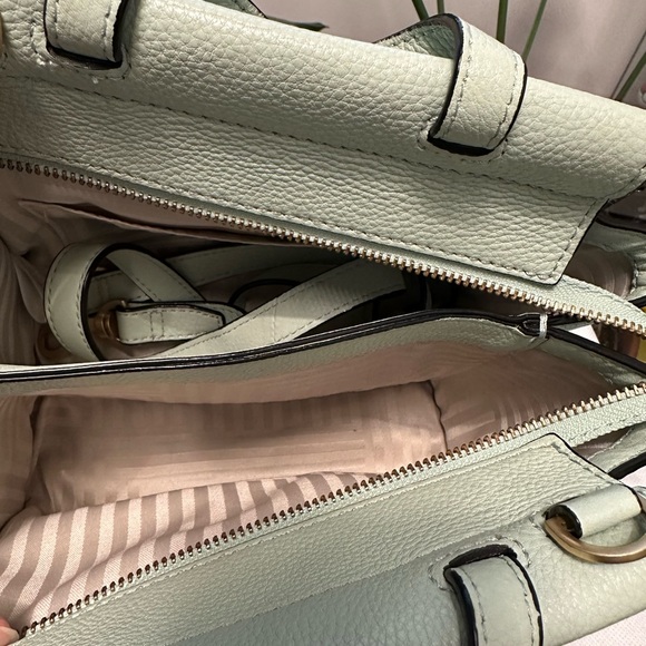 Kate Spade top handle purse with shoulder strap - Picture 4 of 11